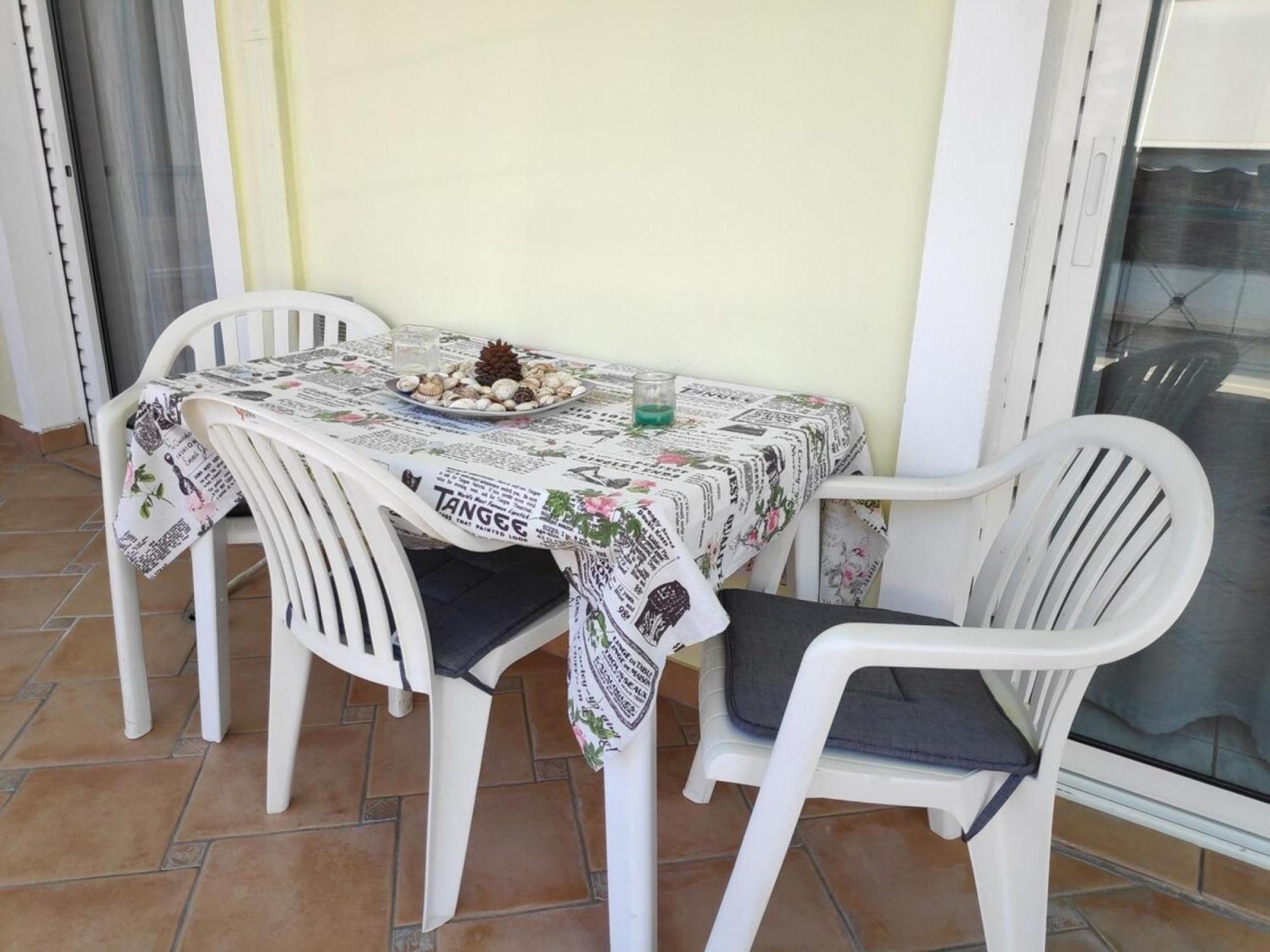 Daphnus Apartment In Agios Konstantinos Agios Konstantinos  エクステリア 写真